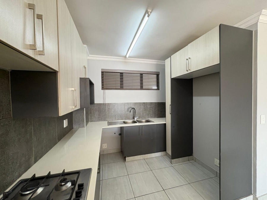 To Let 2 Bedroom Property for Rent in Melodie North West